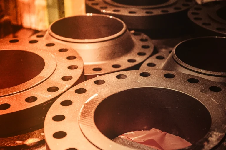Pipe Fittings & Flanges